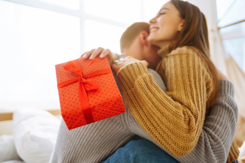 Де купити оригінальний подарунок для пари