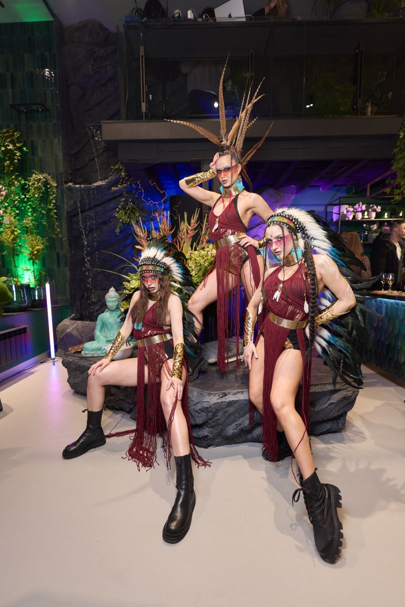 шоу-балету SUNUDOLLS