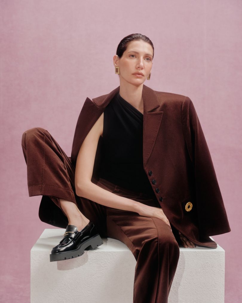 Весняне різномаїття костюмів у новій колекції W8LESS