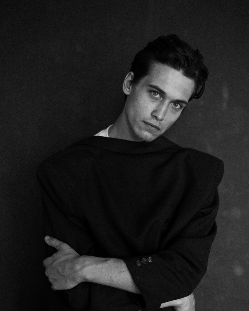 Вʼячеслав Довженко показав фото дорослого сина