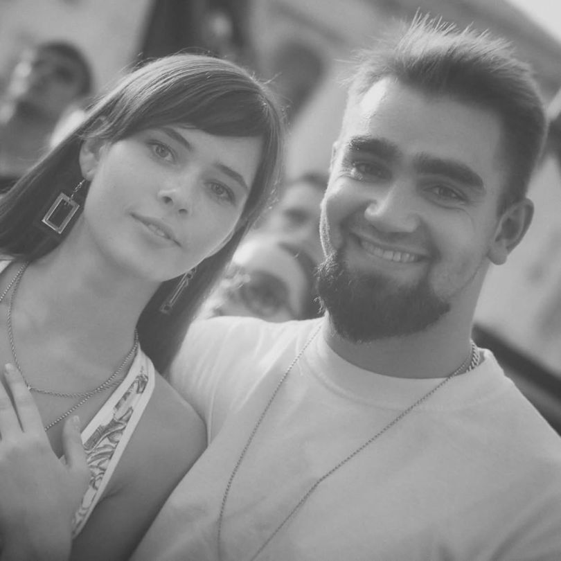 Юлия Санина публично обратилась к своему мужу, которые живет за границей - Фото №2