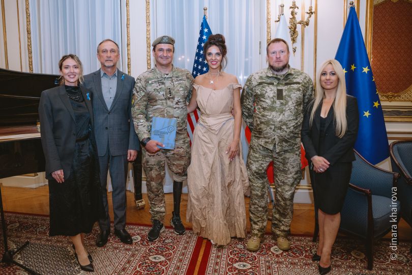 Ангеліна Статьєва виступила в Польському консульстві в Нью-Йорку перед військовими ветеранами