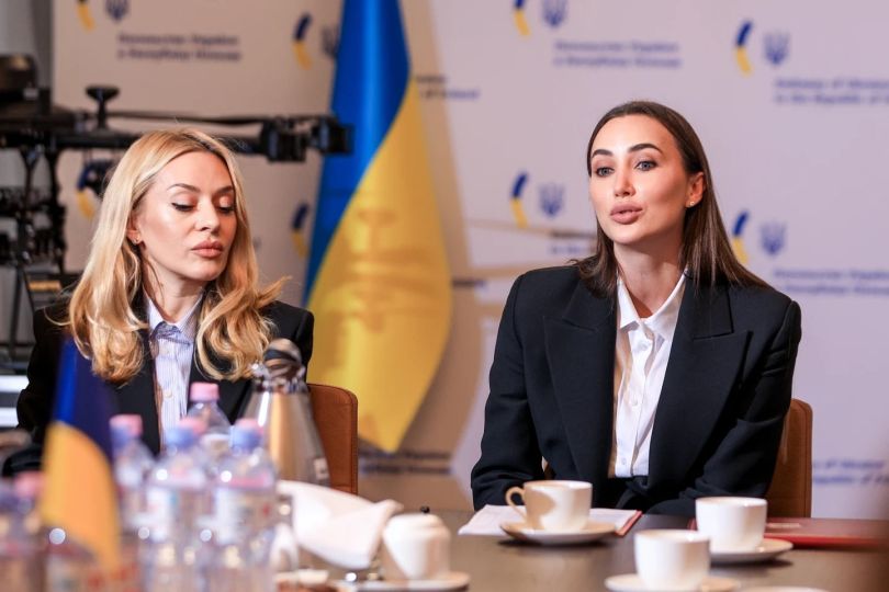 Без повітряних тривог і з прицілом на перемоги: Анна Різатдінова про тренування гімнасток у Польщі - Фото №4