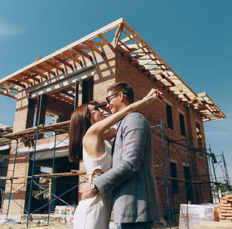 Владимир и Кристина Остапчук купили дом