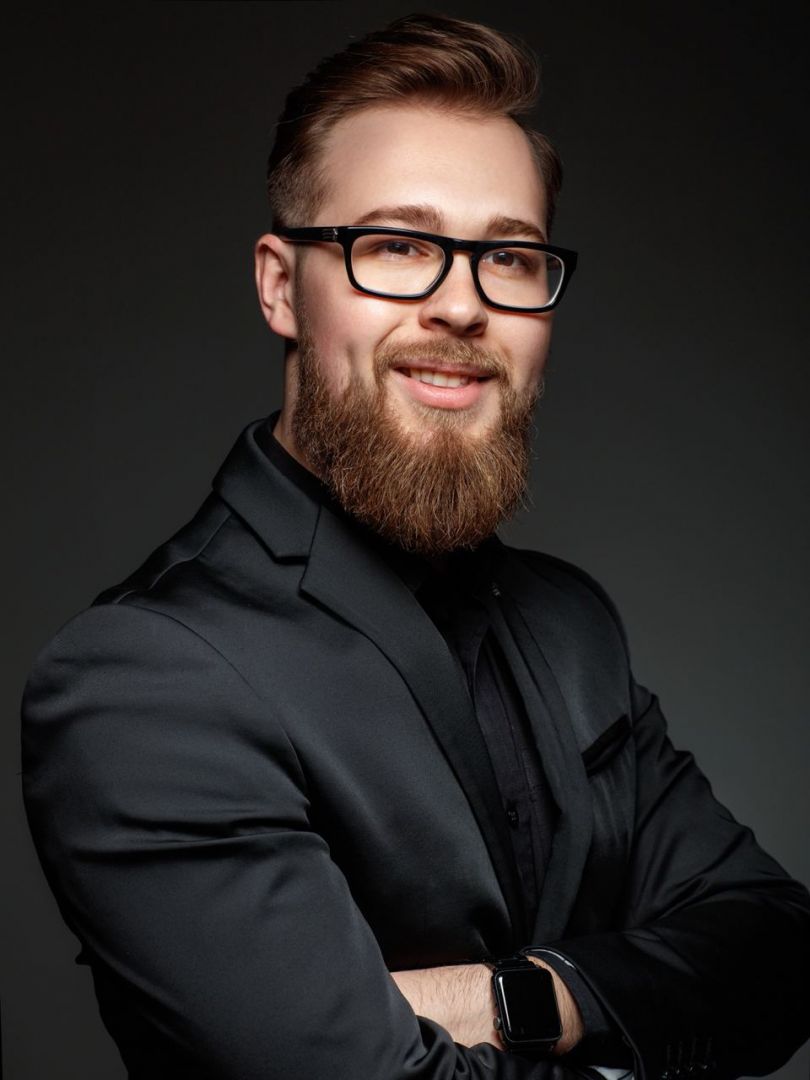 Влад Ясько - участник шоу "Холостячка 2 сезон" на СТБ