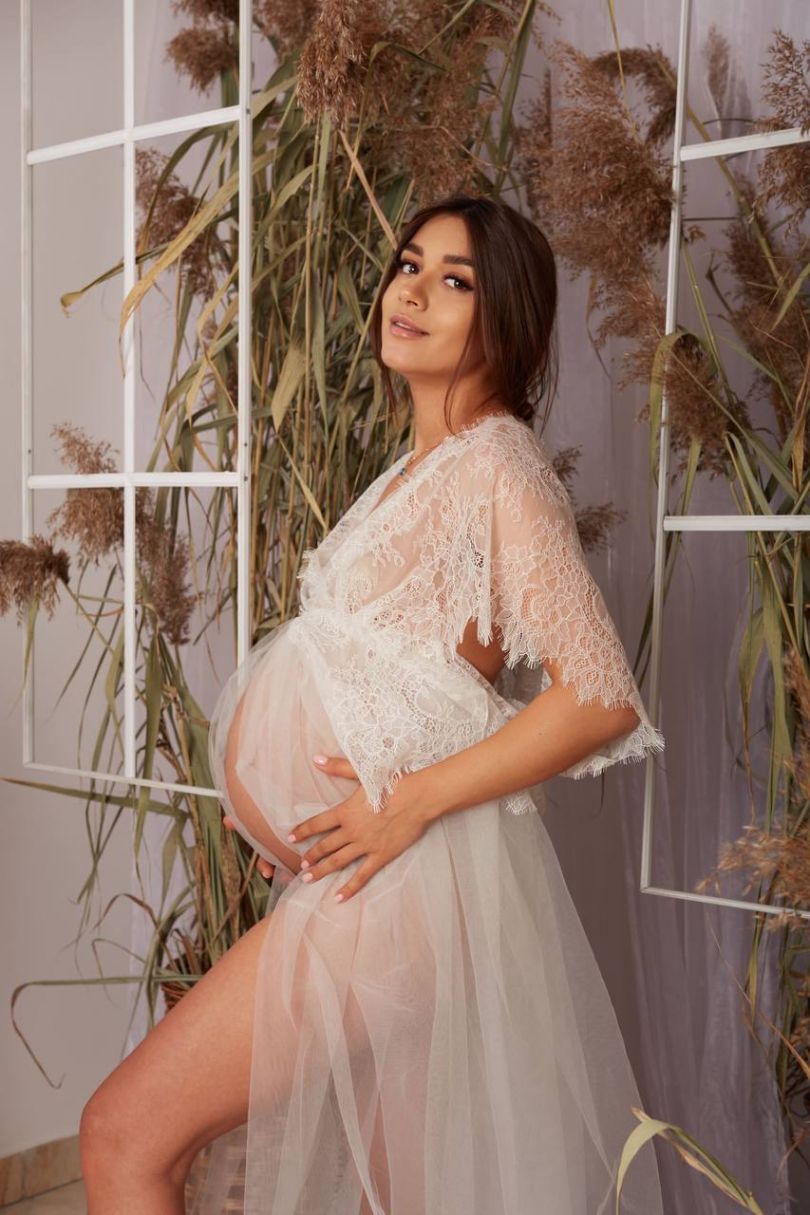 Лия Ли бременная