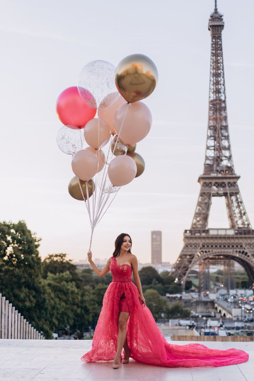 участница шоу &quot;Холостяк&quot; Надин Медведчук в Париже