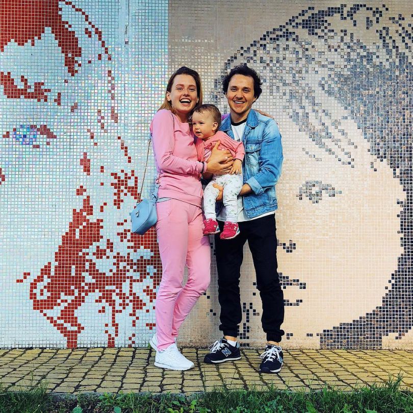 Костя Войтенко и его жена Валентина с дочерью Эмили