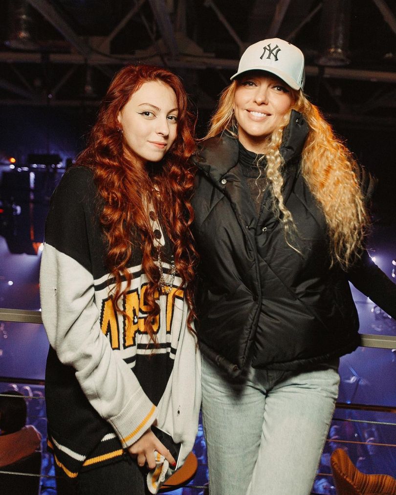 Оля Полякова і її старша донька Маша