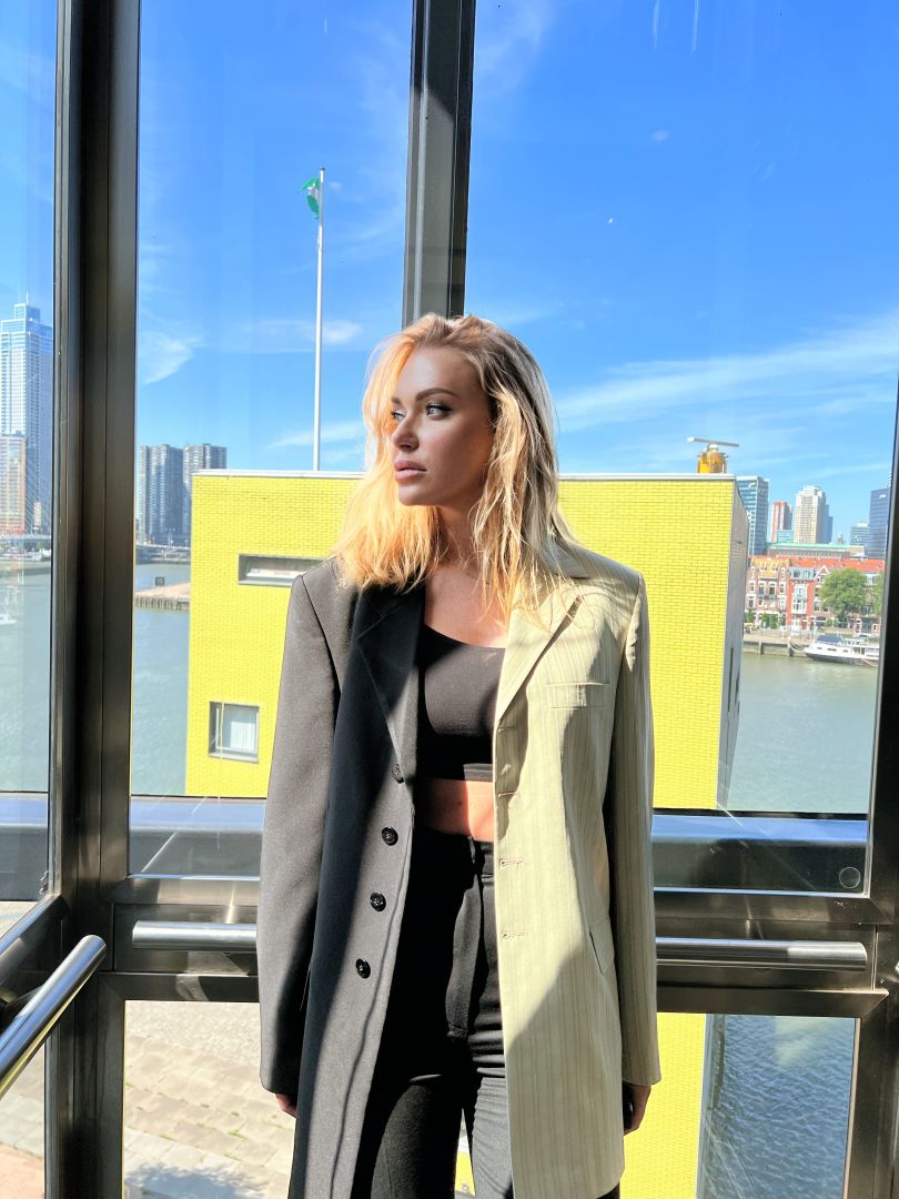 Слава Камінська