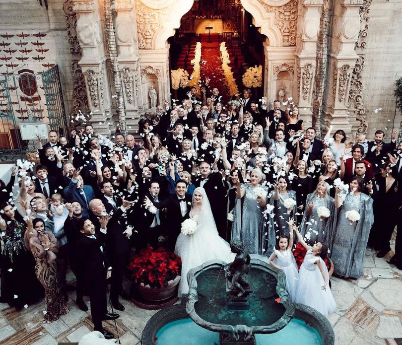 Міка Ньютон показала своє весілля