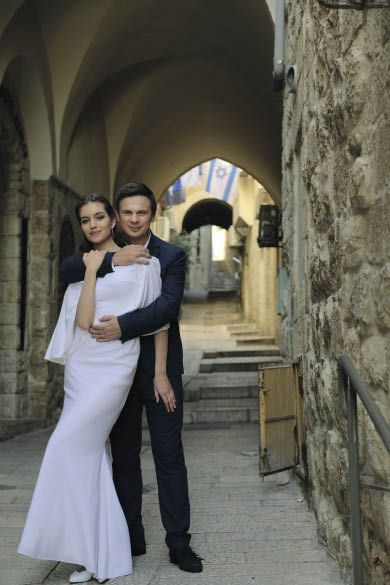 Дмитро Комаров та Олександра Кучеренко: весілля