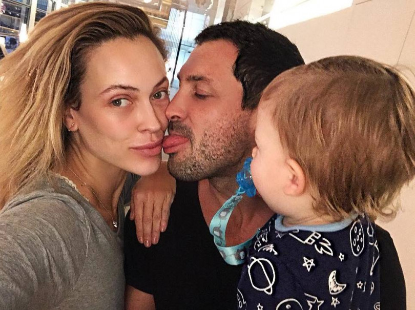 Максим Чмерковский станцевал с маленьким сыном