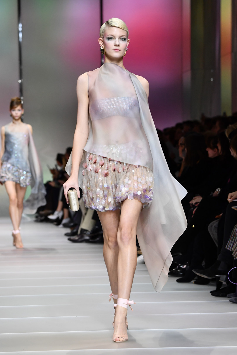 В Париже состоялся показ Armani Privé