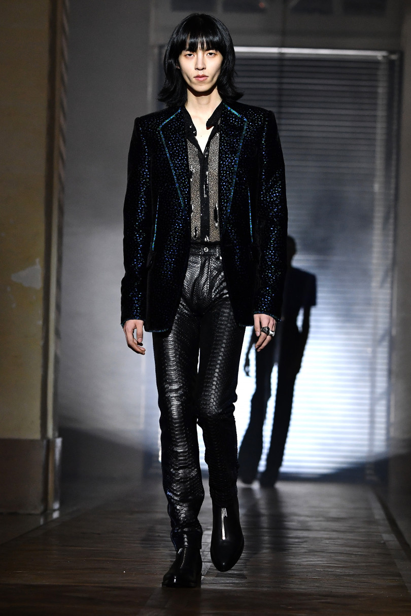 Благородство и сила: в Париже прошел показ Givenchy Couture