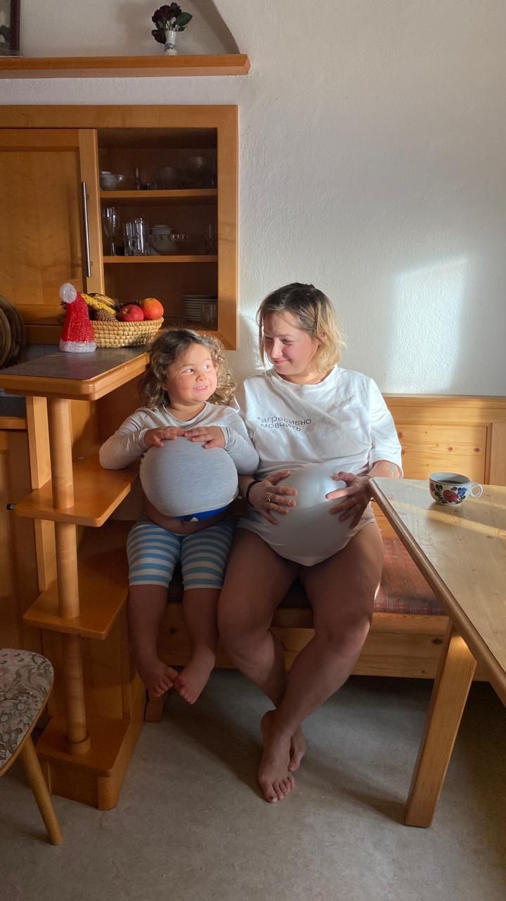 Наталія Гаріпова з дитиною