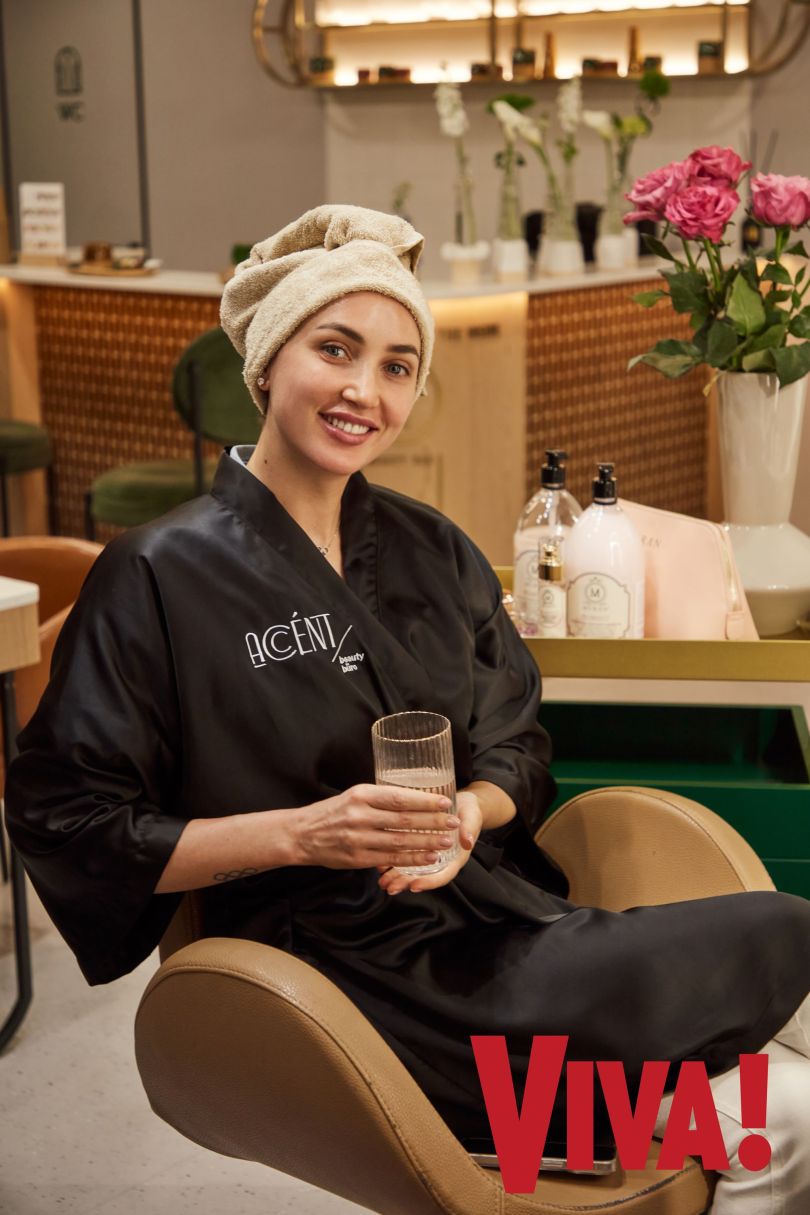 Ганна Різатдінова у фотосесії для Viva! 