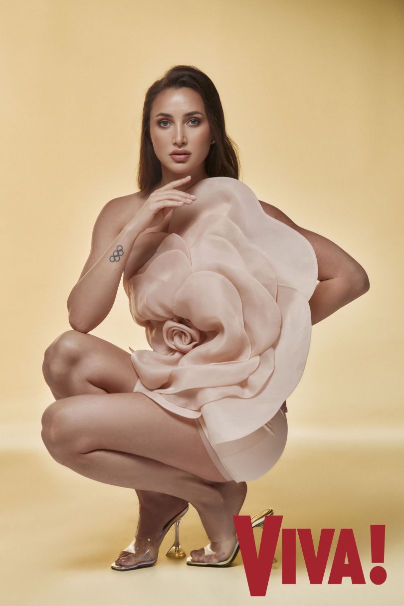 Ганна Різатдінова у фотосесії для Viva!