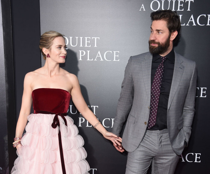 Эмили Блант с мужем на премьере