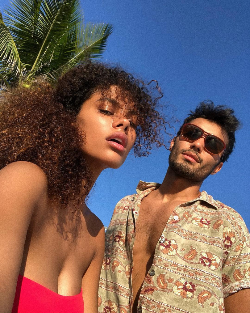 Тина Кунаки с братом