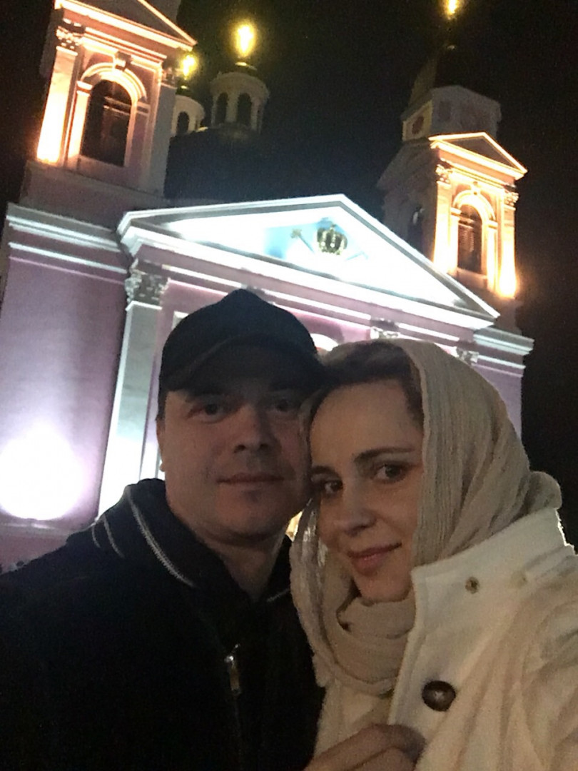 Лилия Ребрик и ее муж Андрей Дикий пришли в церковь на пасхальную службу