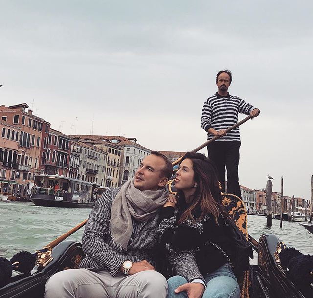 Нюша с мужем