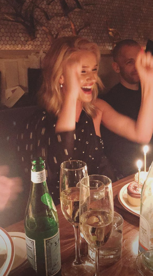 Роузи Хантингтон-Уайтли на дне рождения