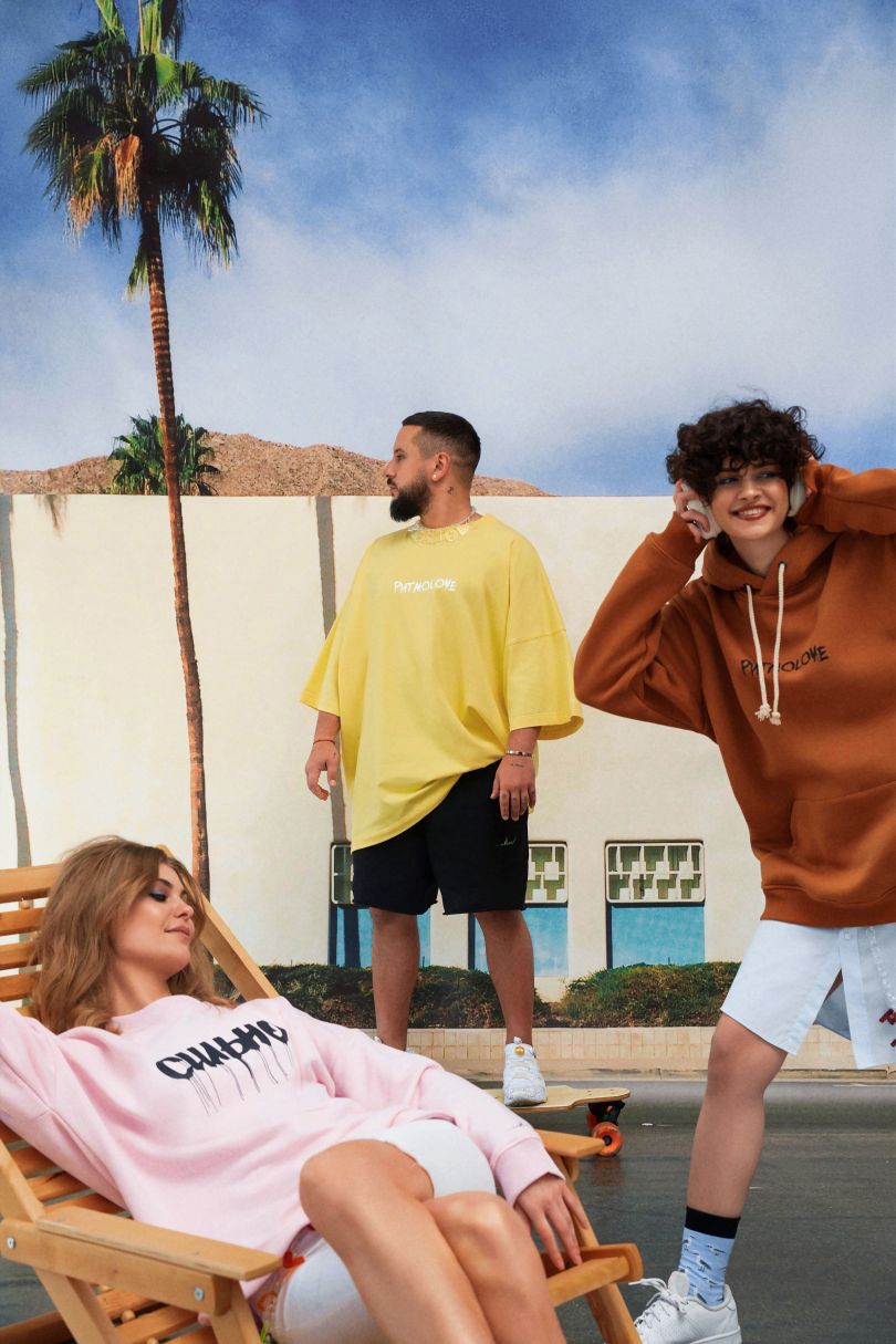 лукбук стильных вещей от MONATIK