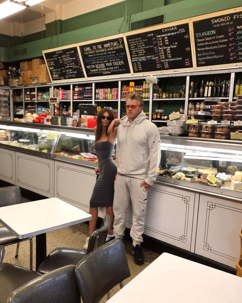  Эмили Ратаковски