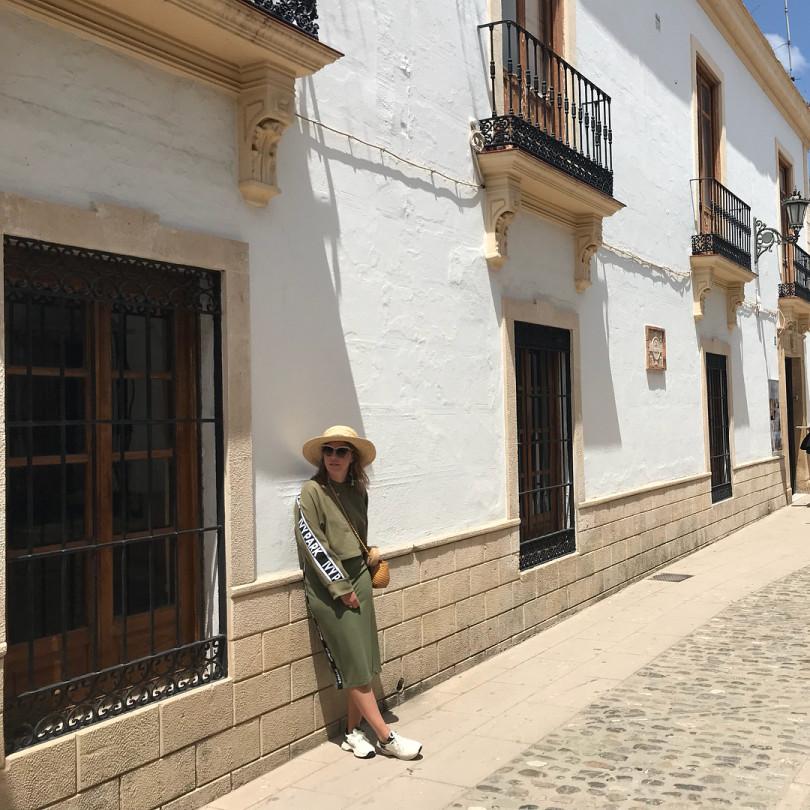 Ксения Собчак с мужем и сыном в Испании