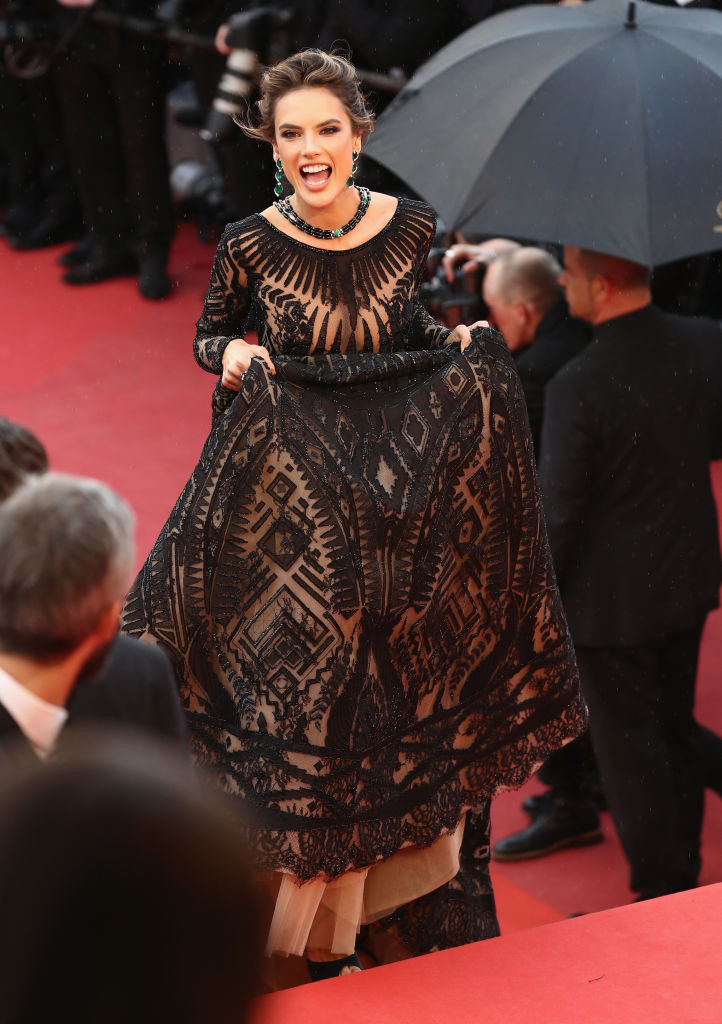 Алессандра Амбросио в Каннах