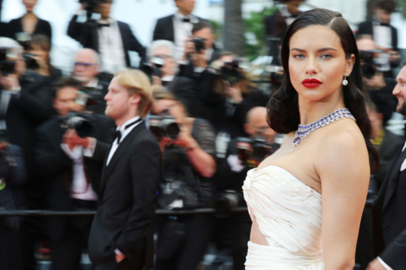 Адриана Лима в Каннах