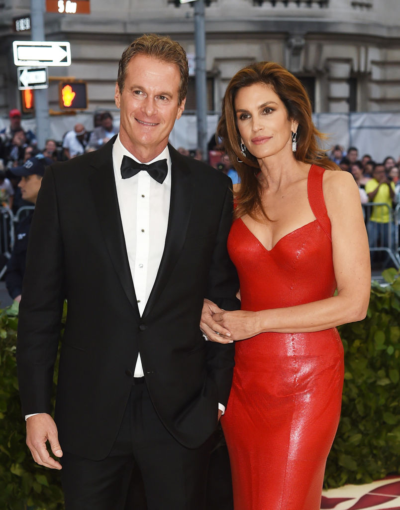 Синди Кроуфорд с мужем на Met Gala