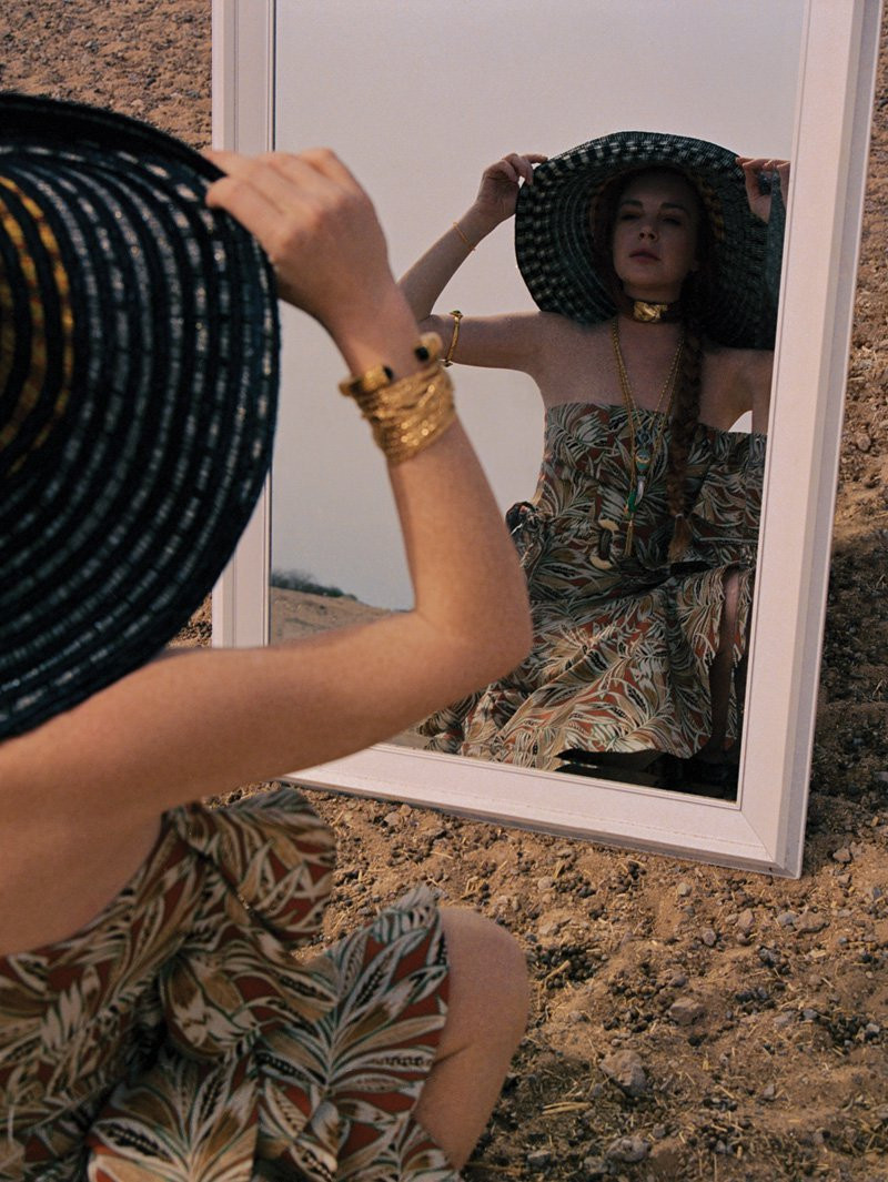 Линдси Лохан в фотосессии для Emirates Woman