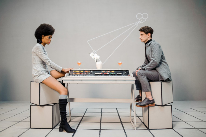 Brunettes Shoot Blondes