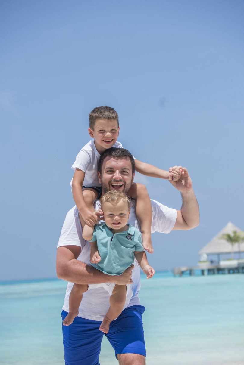 Гриша с сыновьями на Мальдивах