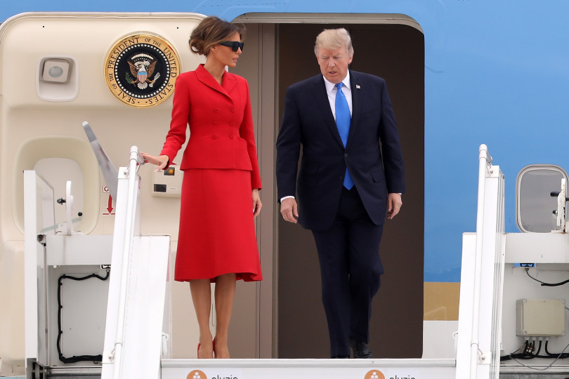 Мелания Трамп стильно одета фото