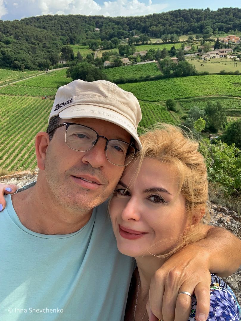 Інна Шевченко з чоловіком-французом Лораном Жаві