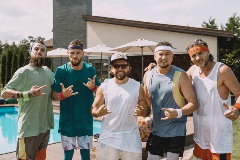 БЕZ ОБМЕЖЕНЬ