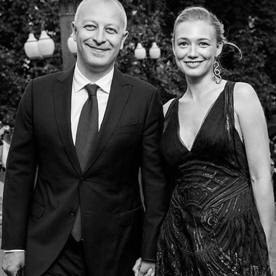 Оксана Акиньшина разводится с мужем