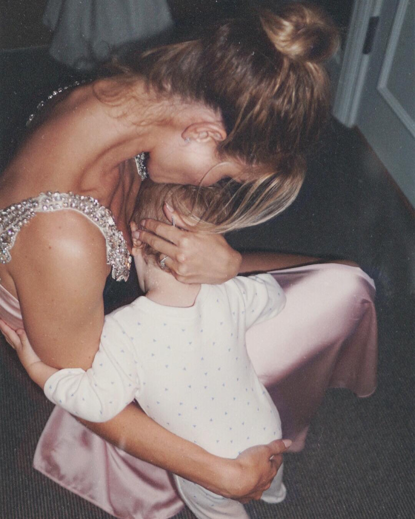 Рози Хантингтон-Уайтли с сыном