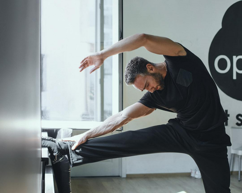 Иракли Макацария похвастался растяжкой