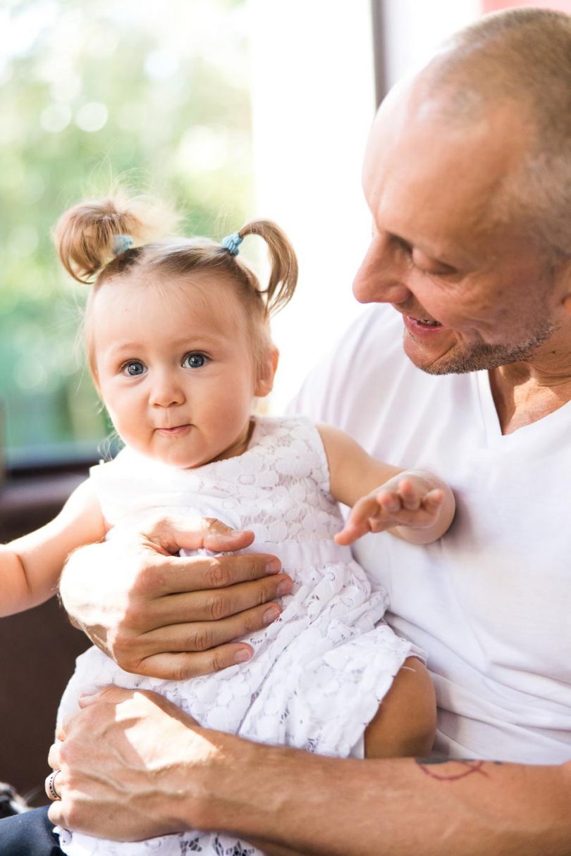 Муж Санты Димопулос Игорь Кучеренко с дочкой