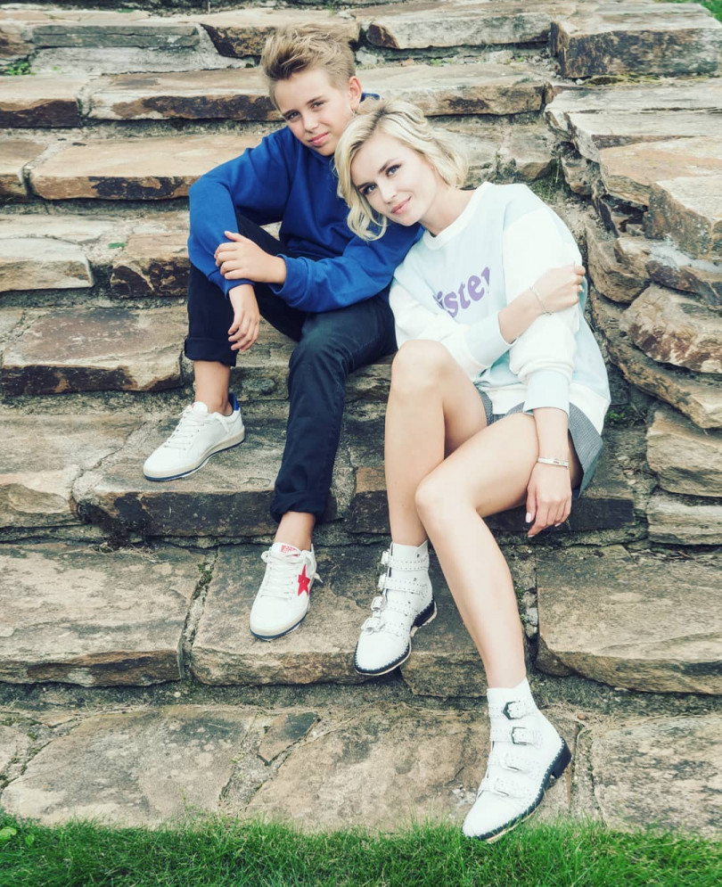 Полина Гагарина с сыном