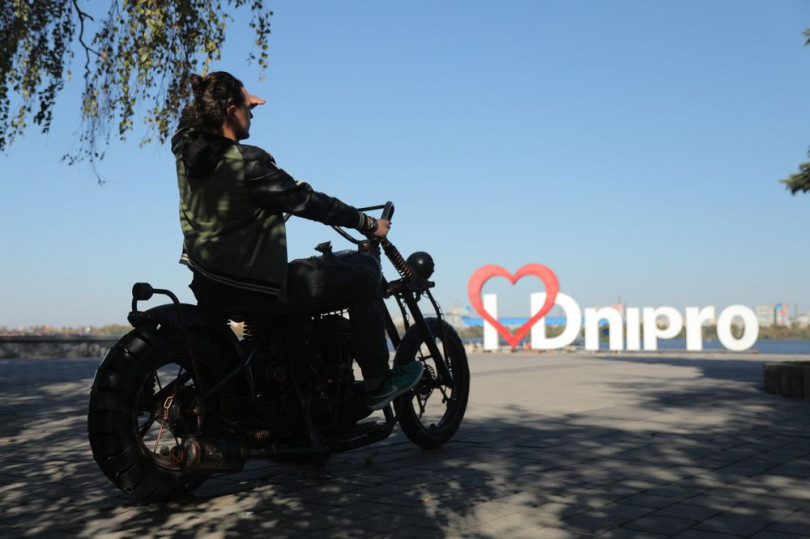 Женя Синельников