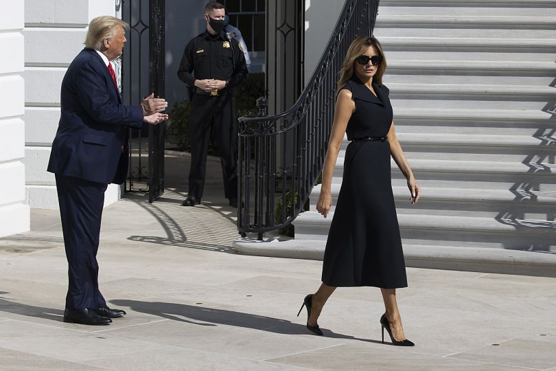 Мелания Трамп в черном платье Диор