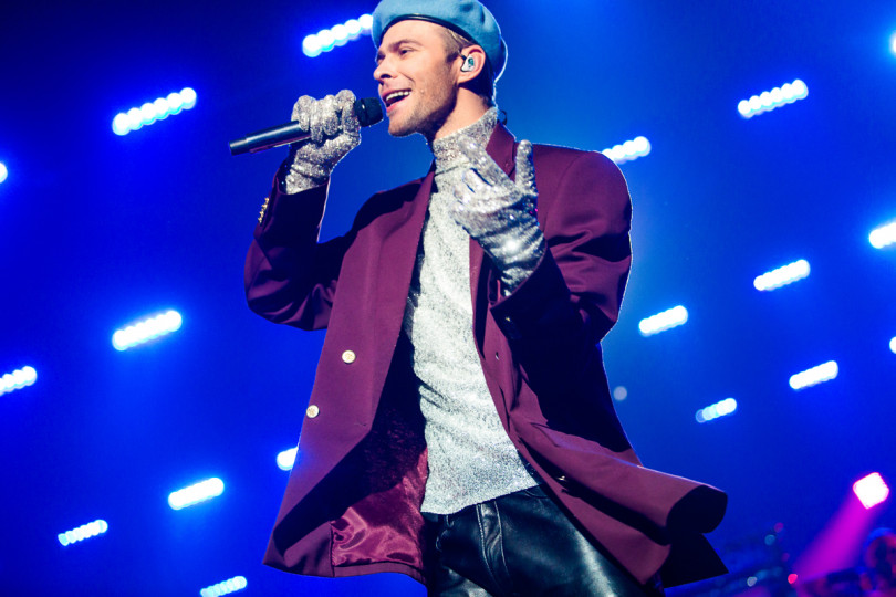 Макс Барских на концерте в МВЦ