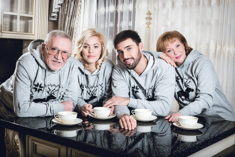 Виталий Козловский с семьей 