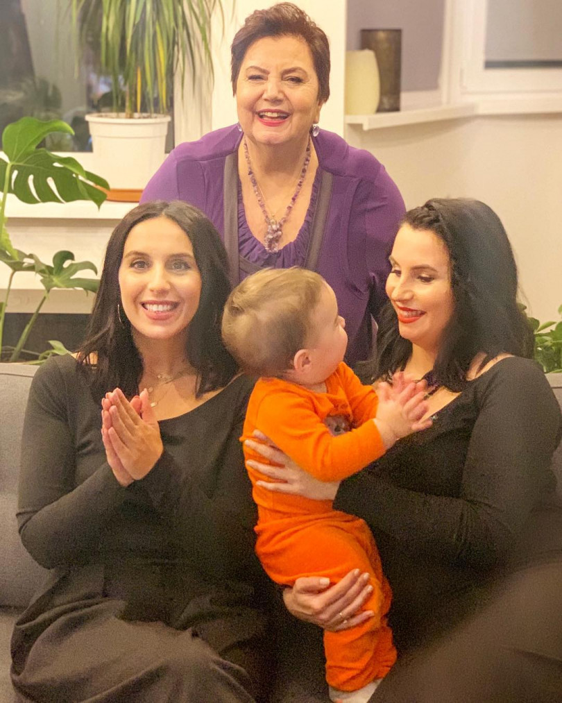 Джамала с семьей