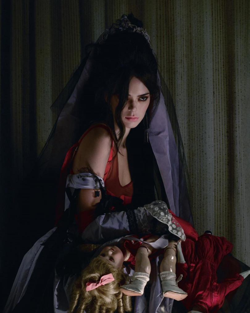 Кендалл Дженнер будоражит сеть откровенным фото